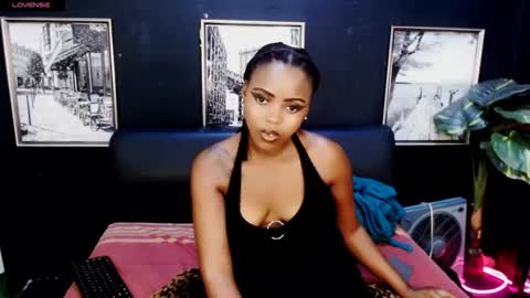 Snapshot of tyrabangz chatting on May 2026 07:46:02 AM Tyra online show from May 2026 07:46:02 AM