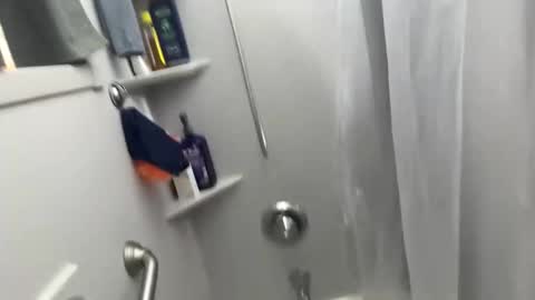 Lil Ron online show from November 2025 04:02:02 AM