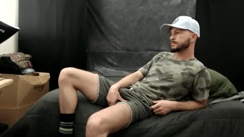 Snapshot of tyronemattias chatting on February 2025 09:29:01 PM Tyrone Mattias online show from February 2025 09:29:01 PM