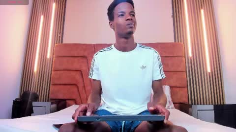 Snapshot of tyson_reed chatting on June 2026 12:58:02 PM tyson_reed online show from June 2026 12:58:02 PM