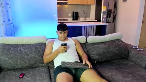 tyson_smithx online show from November 2025 10:30:02 PM