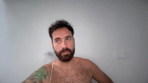 Snapshot of uasabi91 chatting on May 2026 03:20:01 PM beard123 online show from May 2026 03:20:01 PM