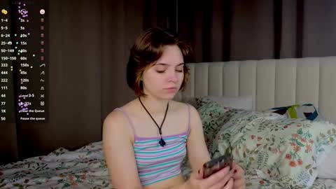 Polly online show from September 2025 03:05:01 PM