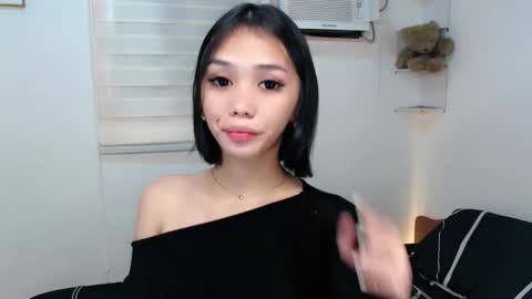 urbbgirl alliah online show from October 2025 02:01:02 AM