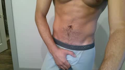 uhhuhyea online show from October 2025 06:41:02 PM