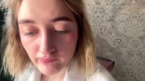 Emily online show from November 2025 09:23:01 AM