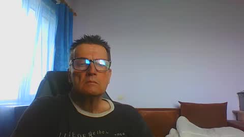 Snapshot of ulmeni7 chatting on June 2026 09:04:02 AM ulmeni7 online show from June 2026 09:04:02 AM
