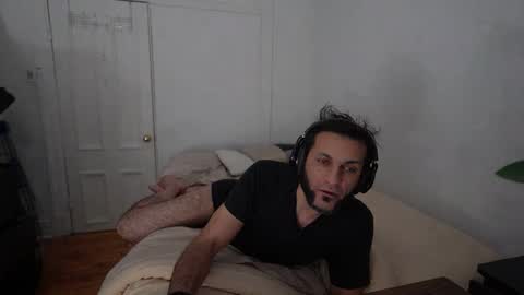 Snapshot of ultratoaster chatting on December 2025 06:20:02 AM ultratoaster online show from December 2025 06:20:02 AM