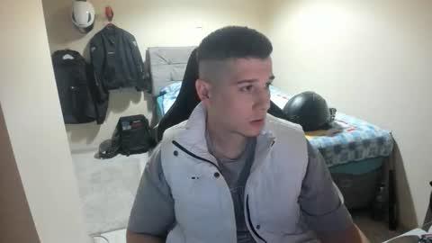 Snapshot of ulxer chatting on May 2026 07:41:01 PM hi im mike tyson - online show from May 2026 07:41:01 PM
