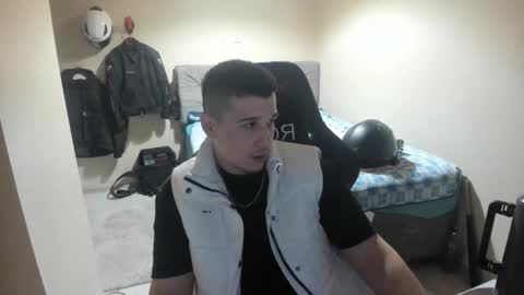 Snapshot of ulxer chatting on May 2026 09:00:02 PM hi im mike tyson - online show from May 2026 09:00:02 PM