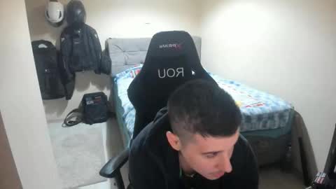Snapshot of ulxer chatting on May 2026 09:22:02 PM hi im mike tyson - online show from May 2026 09:22:02 PM
