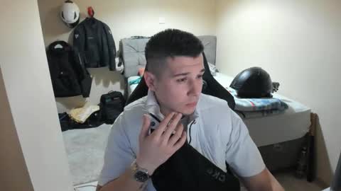 Snapshot of ulxer chatting on June 2026 06:57:02 PM hi im mike tyson - online show from June 2026 06:57:02 PM