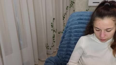 Ulyana online show from October 2025 04:10:01 AM