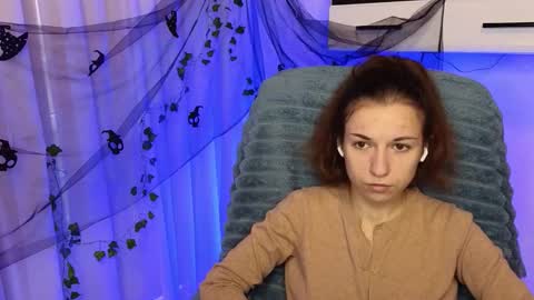 Ulyana online show from November 2025 05:29:02 AM