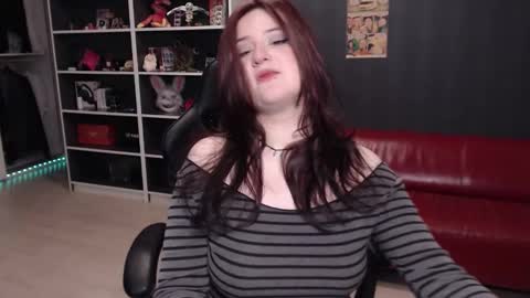 Snapshot of uminarin chatting on February 2026 02:53:02 PM Julia online show from February 2026 02:53:02 PM