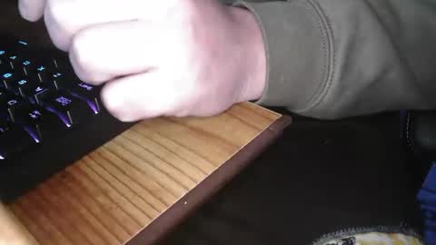 Six online show from April 2026 03:48:01 AM