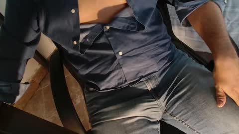 Giov online show from September 2025 07:45:01 AM