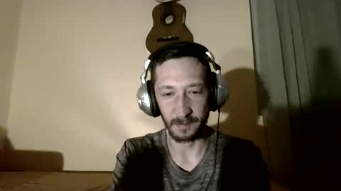 underguy19 online show from April 2026 09:06:02 PM