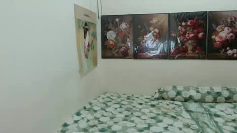 Roxanne online show from December 2024 11:06:01 AM