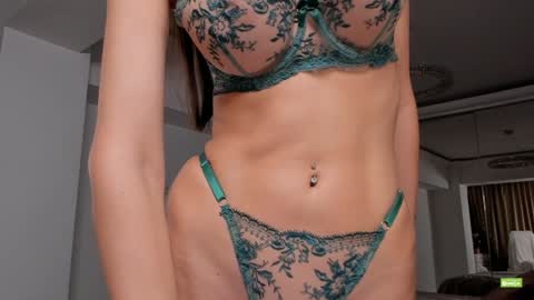 Silvia online show from March 2025 08:31:02 PM