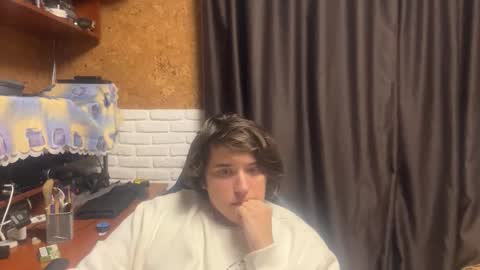 Snapshot of unholy_heat chatting on November 2025 09:58:01 PM Anri online show from November 2025 09:58:01 PM