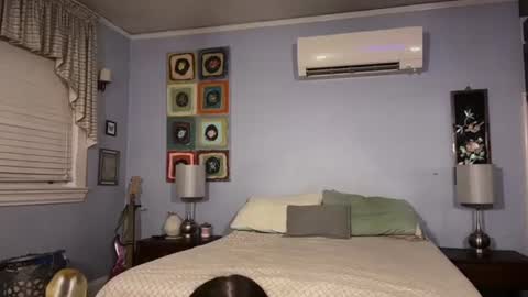 Lola Moonstone online show from July 2026 01:56:01 AM