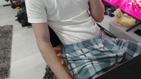 Snapshot of uniqueboy22 chatting on April 2026 05:47:01 PM uniqueboy22 online show from April 2026 05:47:01 PM