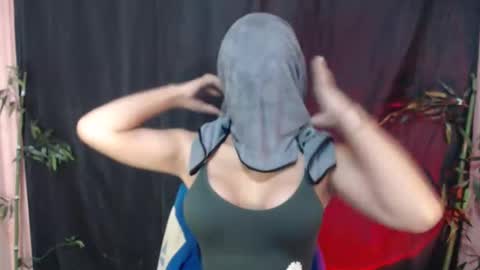 unknown_trans18 online show from January 2026 12:27:02 AM