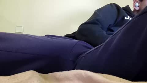 unknownuser414606 online show from March 2026 07:28:01 PM