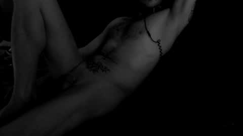 Snapshot of unlitimnaughty_ chatting on June 2026 05:05:01 PM unlitimnaughty_ online show from June 2026 05:05:01 PM