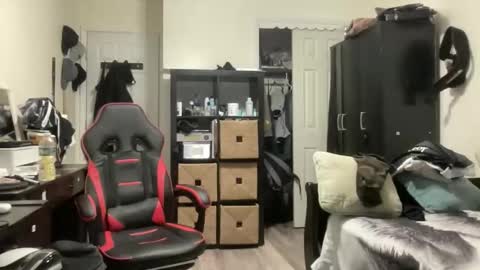 unlobitooenwallstreet online show from December 2025 05:53:01 PM