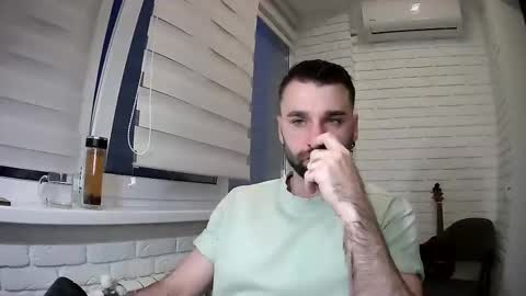 SlavaVibes online show from April 2026 04:59:02 PM