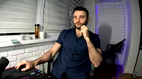 SlavaVibes online show from April 2026 06:02:01 PM