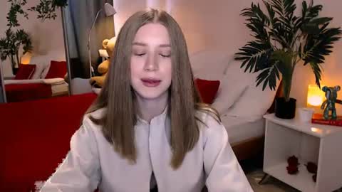 unreal_lady online show from July 2026 11:05:02 AM