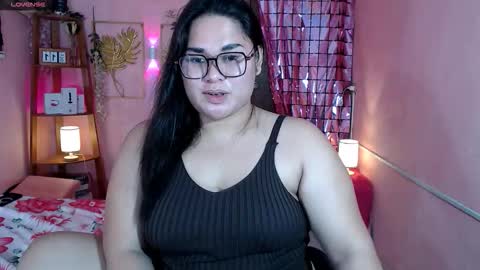 Snapshot of ur_baby_rebbecca chatting on October 2025 12:49:02 PM SINGLE online show from October 2025 12:49:02 PM