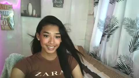 ur_dazzlingmorenaxx online show from April 2026 02:46:02 AM