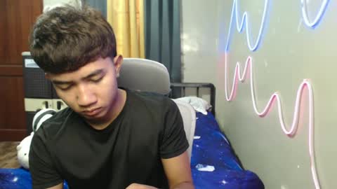 Snapshot of ur_hottestjonny chatting on June 2026 11:21:02 PM jonny online show from June 2026 11:21:02 PM