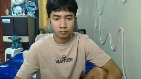 Snapshot of ur_hottestjonny chatting on June 2026 11:39:01 PM jonny online show from June 2026 11:39:01 PM