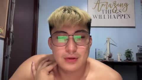Snapshot of ur_jayqutee chatting on May 2026 06:57:02 PM Ur jayqutee online show from May 2026 06:57:02 PM