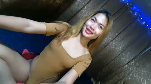 Snapshot of ur_perfectgirlmsa chatting on December 2024 01:03:01 AM Ms. A lets go pass or pvt show online show from December 2024 01:03:01 AM