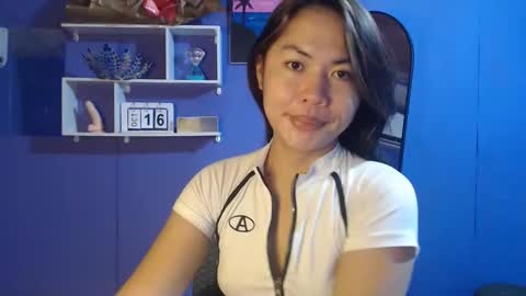 Snapshot of ur_perfectgirlmsa chatting on October 2025 08:04:02 AM Ms. A lets go pass or pvt show online show from October 2025 08:04:02 AM