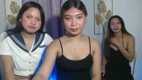 ur_petite_wifexx online show from March 2026 09:48:02 PM