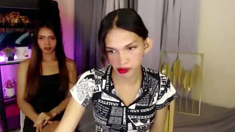 ur_petite_wifexx online show from April 2026 06:04:02 PM