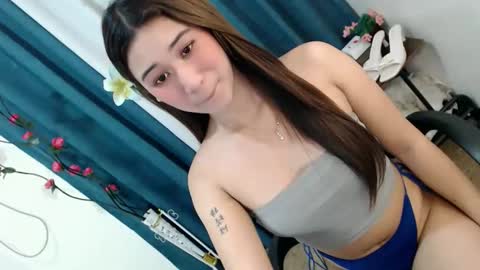 ur_rianlover online show from March 2026 05:44:01 AM