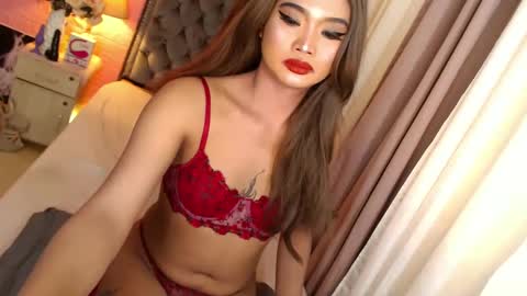 Snapshot of ur_sassygirl chatting on January 2025 01:36:02 AM Kath online show from January 2025 01:36:02 AM