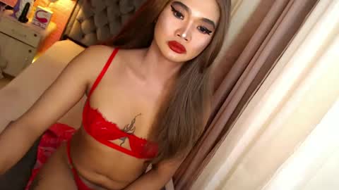 Snapshot of ur_sassygirl chatting on January 2025 02:06:02 AM Kath online show from January 2025 02:06:02 AM