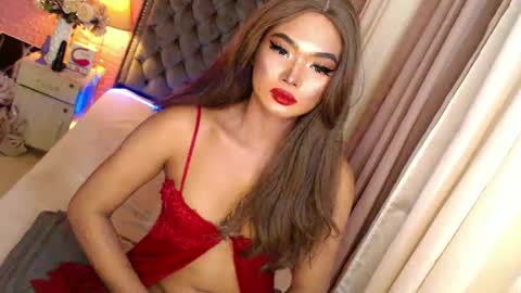 Snapshot of ur_sassygirl chatting on January 2025 05:04:02 AM Kath online show from January 2025 05:04:02 AM