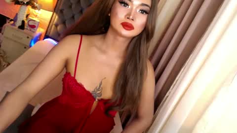 Snapshot of ur_sassygirl chatting on February 2025 01:54:01 AM Kath online show from February 2025 01:54:01 AM