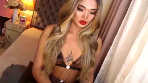 Snapshot of ur_sassygirl chatting on February 2025 02:26:01 AM Kath online show from February 2025 02:26:01 AM