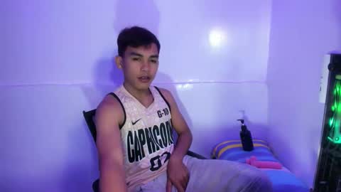 Snapshot of ur_shan21 chatting on May 2026 05:15:02 AM ur_shan21 online show from May 2026 05:15:02 AM
